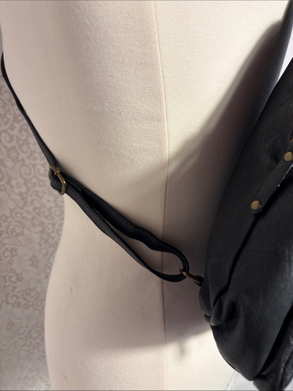 Born Black Leather Sling Bag - Picture 5 of 11